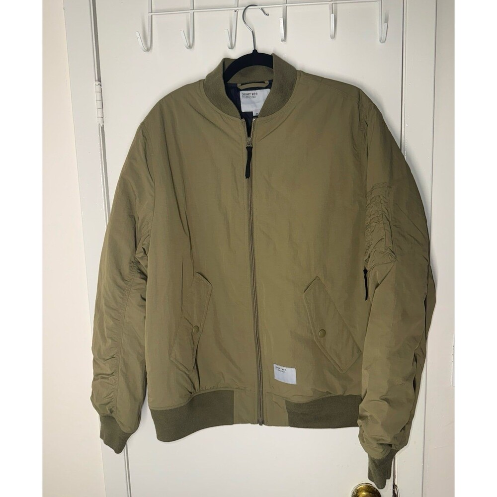 Rare Carhartt WIP Barak bomber Jacket  in  olive green color size M